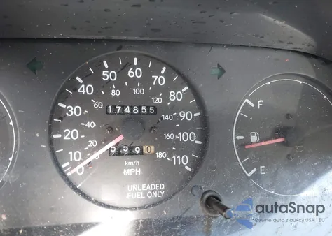 1996 Toyota Corolla Dx z USA, uszkodzony, nr VIN 1NXBB02E4TZ396521